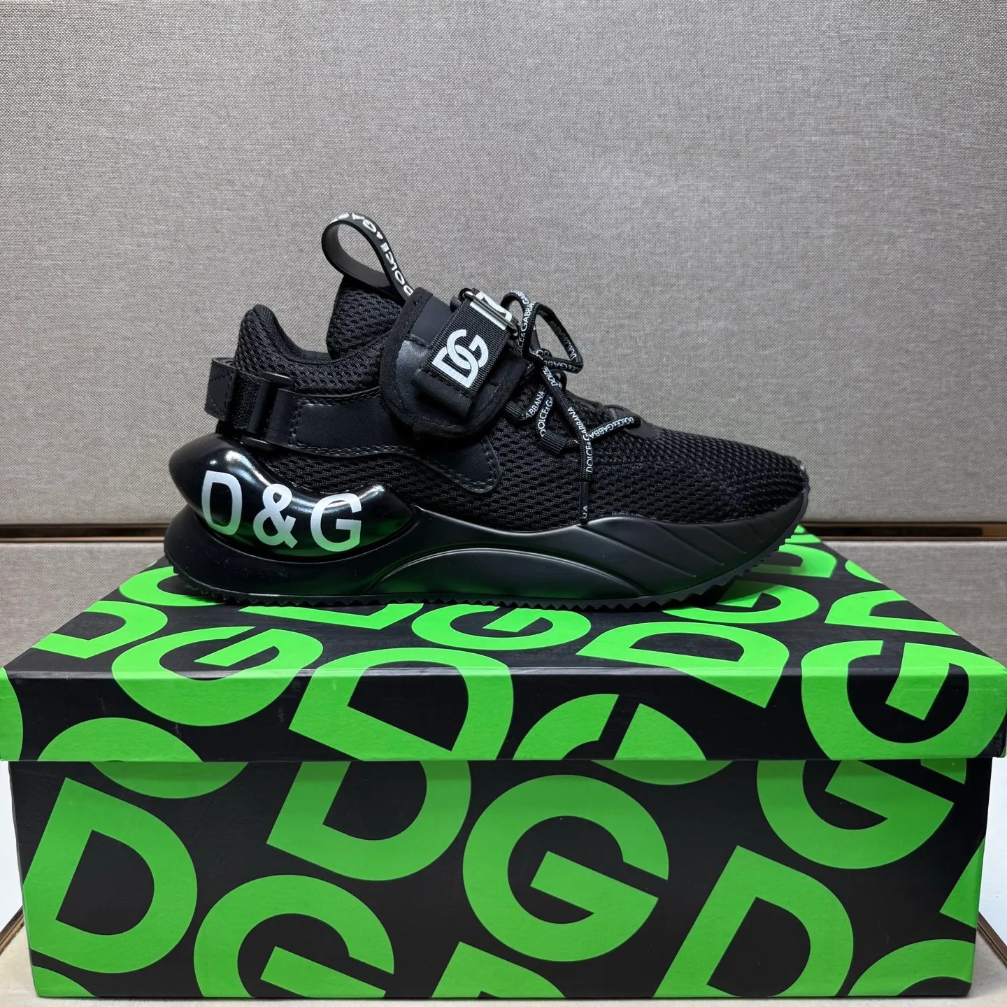 ⬛️Men's shoes 💰p540【DG～】couple casual shoes 2025z cabinet sales simultaneously 🔶Size: 35-44 #️⃣ 🔷2 colors🔜The upper is made of multi-material splicing➕Mesh lining, comfortable and breathable, sole: original comfortable and wear-resistant outsole, ⚠️real thing📱photographed🎬real thing is better📢📢📢